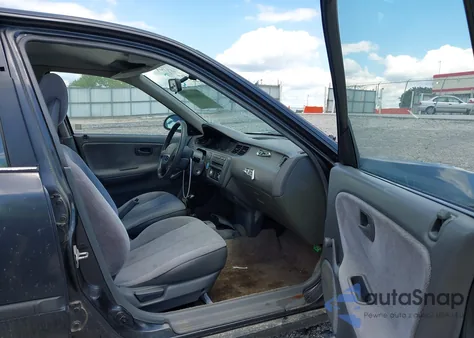 1992 Honda Civic Dx from USA, damaged, VIN 1HGEG8542NL032175